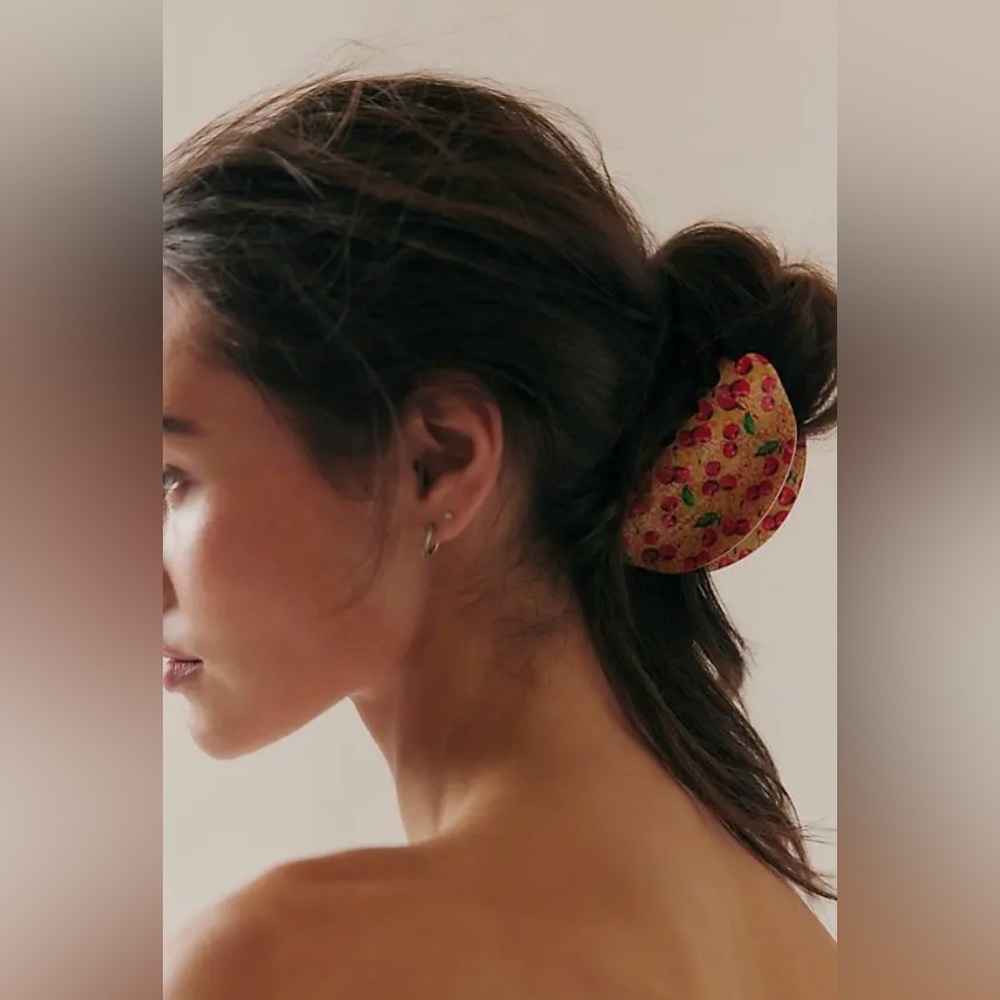 NWT Free People Well Traveled Claw Clip